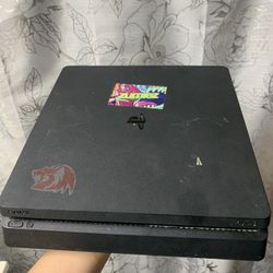 PS4 Slim