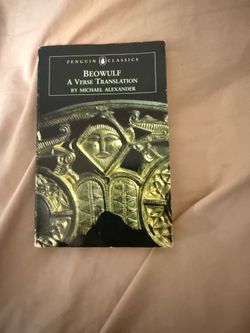 Beowulf Verse Translation Penguin Classics Paperback Pre Owned