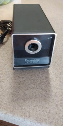 Vintage Panasonic Auto-Stop  Black Electric Pencil Sharpener KP-120 

