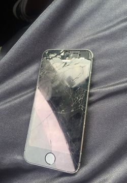 iPhone 5 cracked screen $50