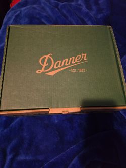 Reckoning 8" USMC Coyote hot EGA Danner Boots