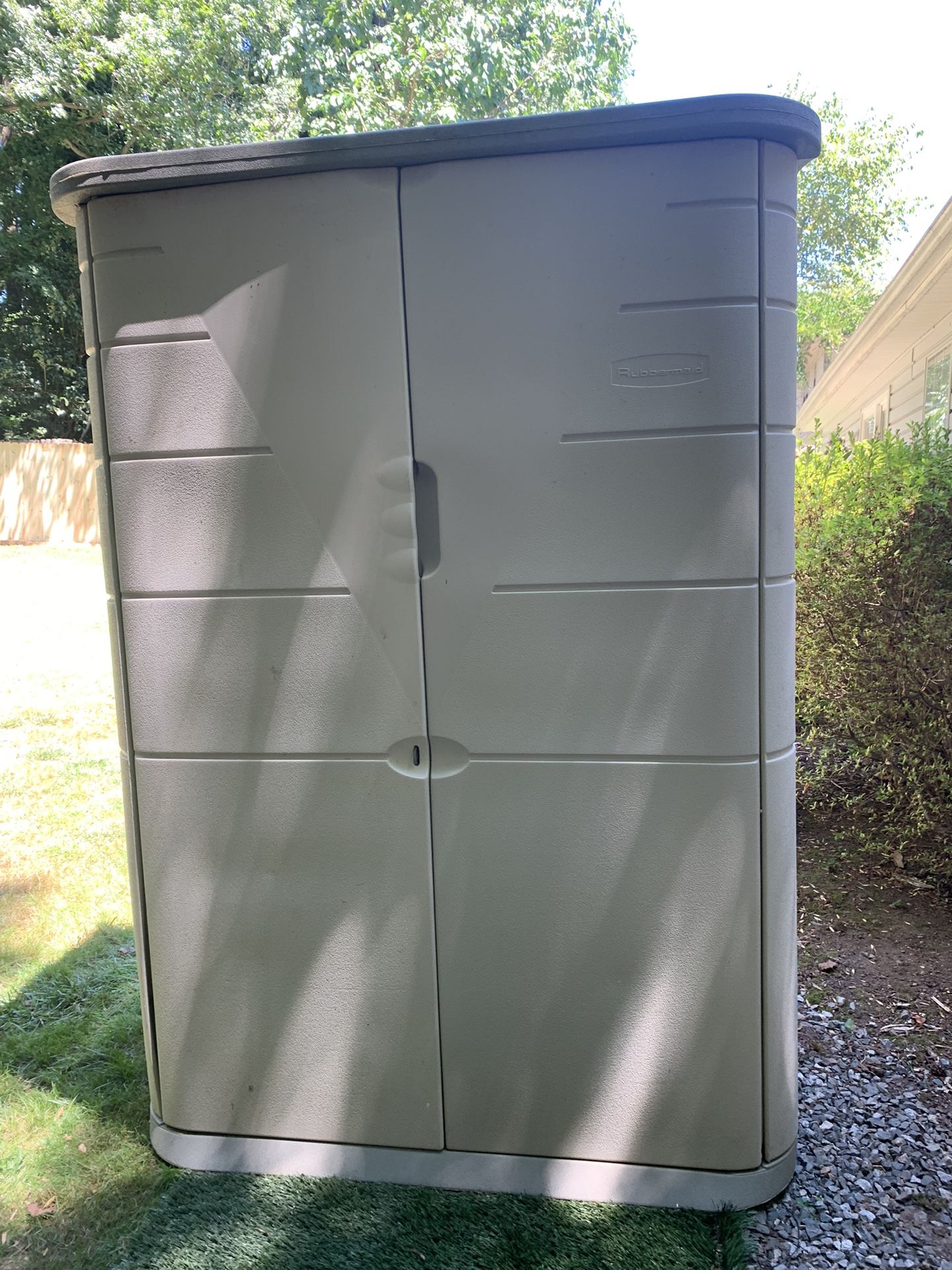 Rubbermaid Shed Compact Vertical