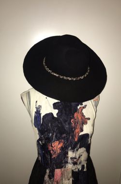 Brand new black hat/sombrero