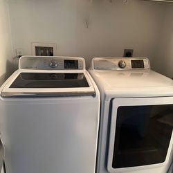Washer and dryer set