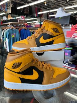 Women’s Air Jordan 1 Mid Chutney Taxi