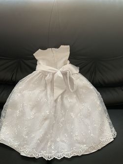 White girls dress size 4/5