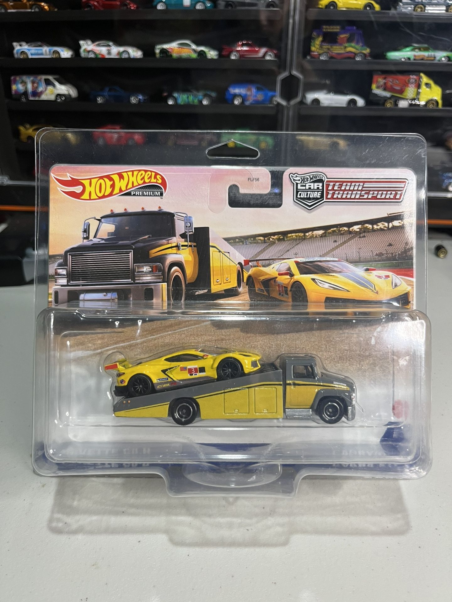 Hot Wheels 2021 Premium Team Transport Corvette C8.R Carry On