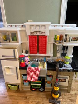 Step 2 play kitchen