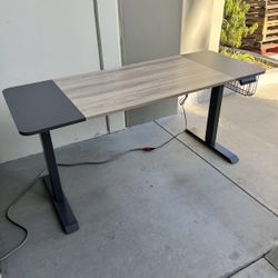 Brand New Standing Desk Rising Desk Riser Electric Desk Motorized Height Adjustable Computer Desk