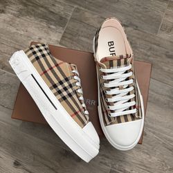 Burberry check Sneakers 