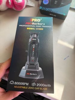 Professional 8000 rpm ipro barber trimmer with base and digital LED screen to outline the lines or shave or do barbershop