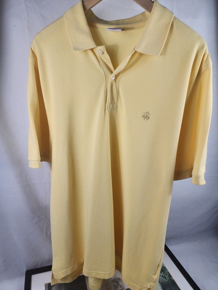 Brooks Brothers Mens XL Pastel Yellow Polo w/ Golden Fleece Logo Shirt. Great condition, beautiful pastel yellow with signature Golden Fleece Logo cas