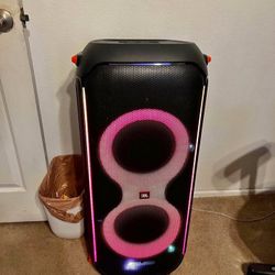 JBL PartyBox 710 Bluetooth Speaker 