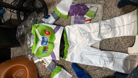 Buzz costume