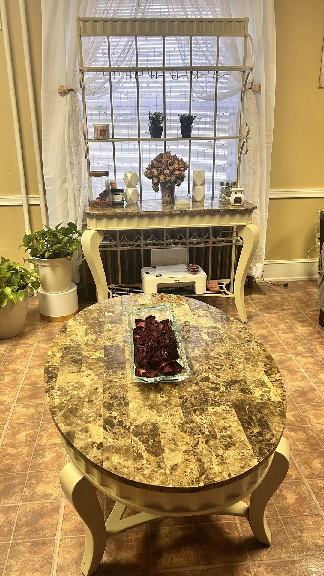Table With Baker Rack