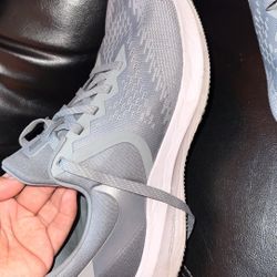 Nike Men Sneaker