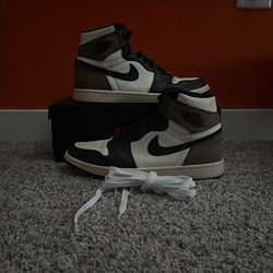 Jordan 1 High Mocha Size 9 Og All