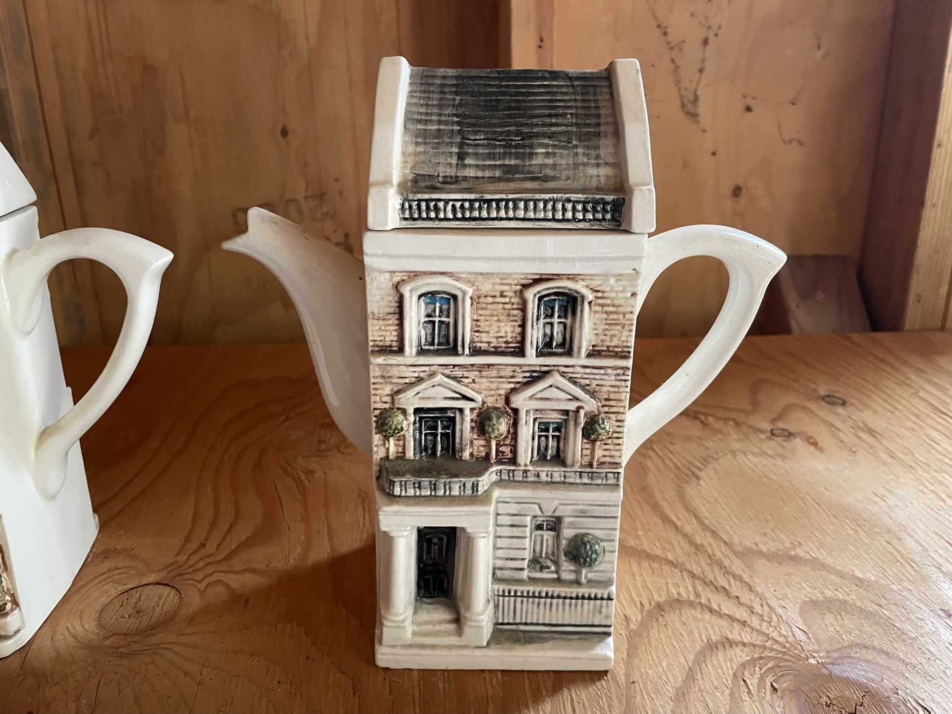 Teapot Richard Parrington