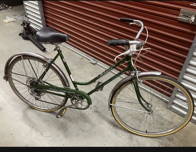 Vintage Green Schwinn 5 Speed Collegiate Bike 