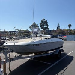 Bayliner F18 2018