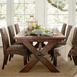 Pottery Barn - Extendable Dining Table
