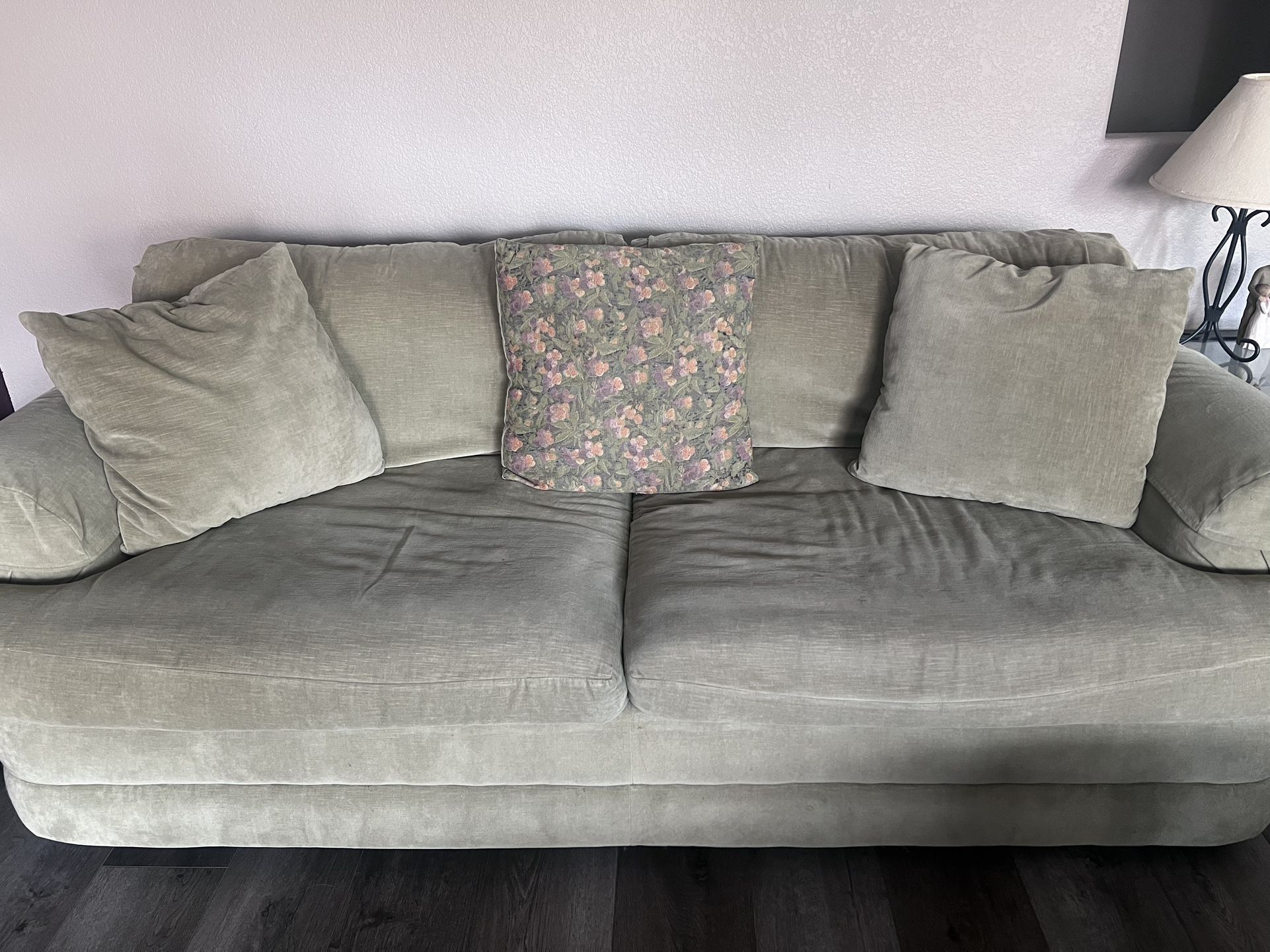 Bassett Oversized Couch, Loveseat, Chair, And Ottoman