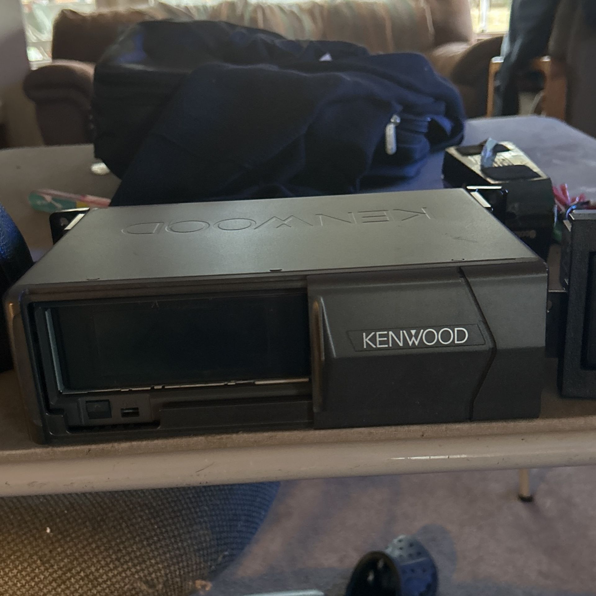 Kenwood Car Stereo With 8 Disc Cd Changer