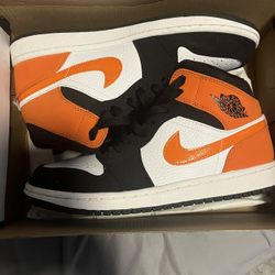 Jordan 1 Mid Shattered Backboard 
