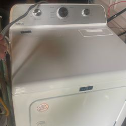 Very Clean Clothes Dryer