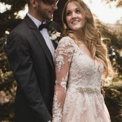 Australian Lace Ladies Dress 