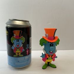 Vinyl Soda: Disney: Alice in Wonderland: Mad Hatter Glow In Dark