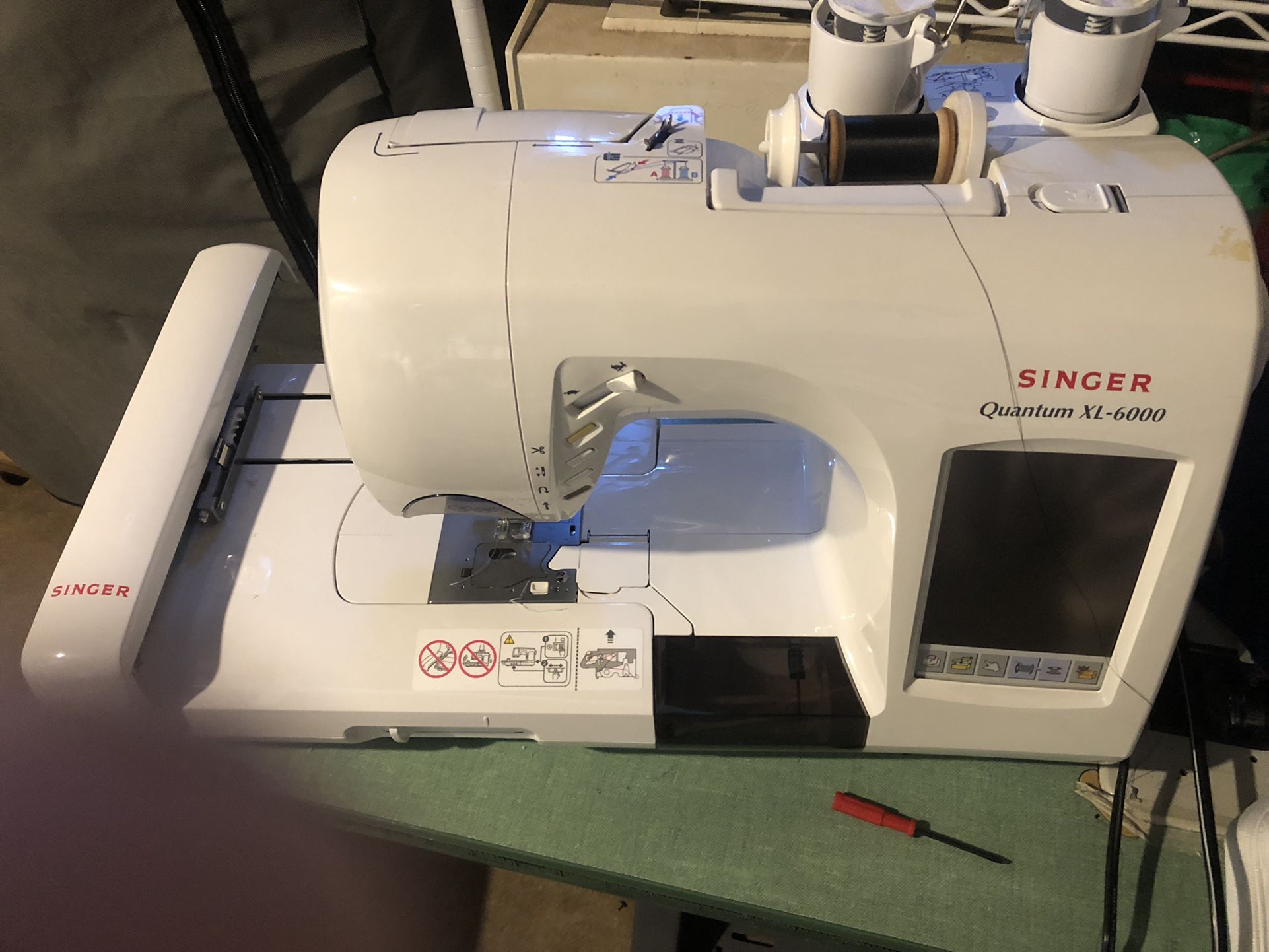 Embroidery Sewing machine 