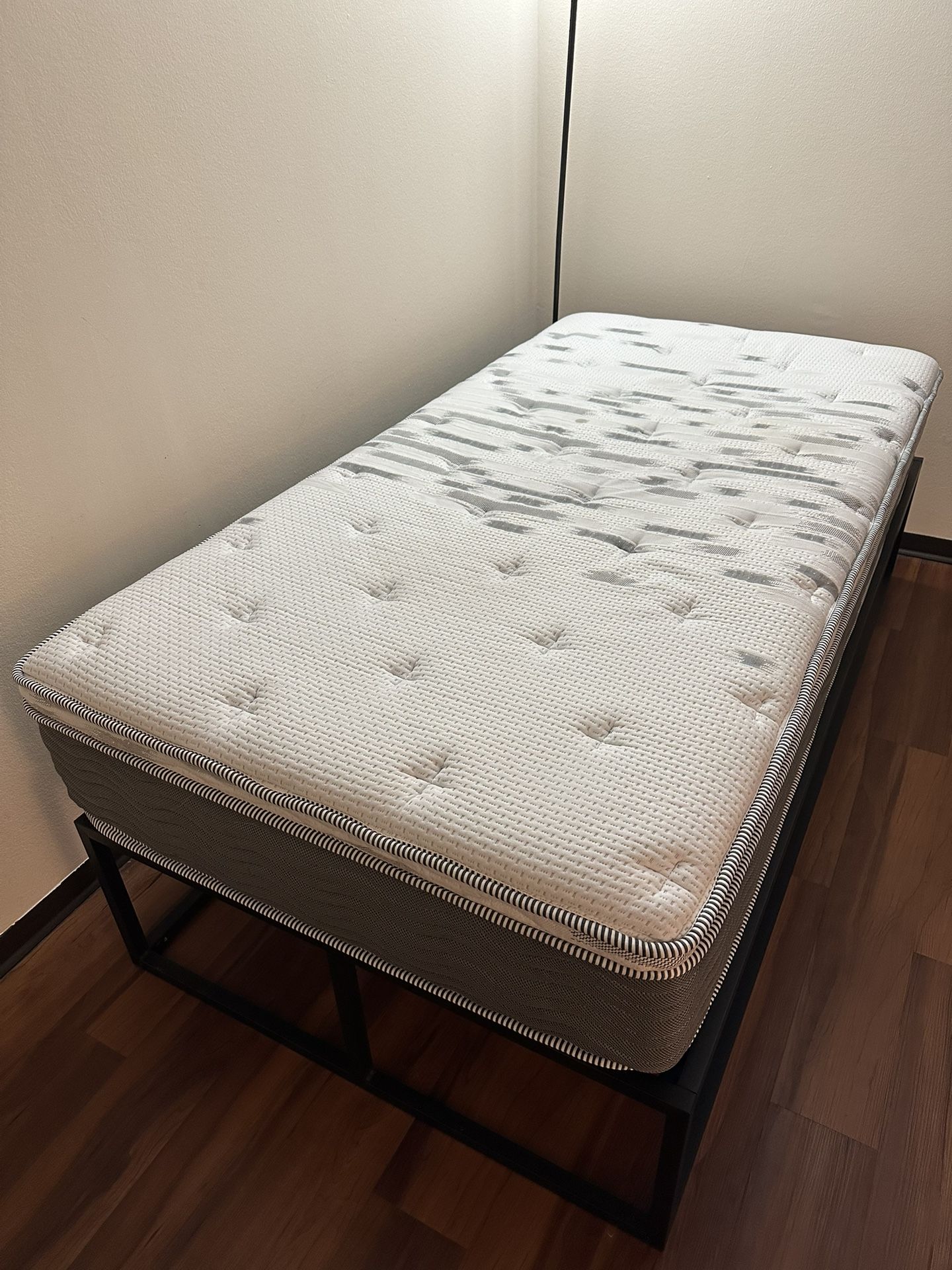 Bedframe And Mattress