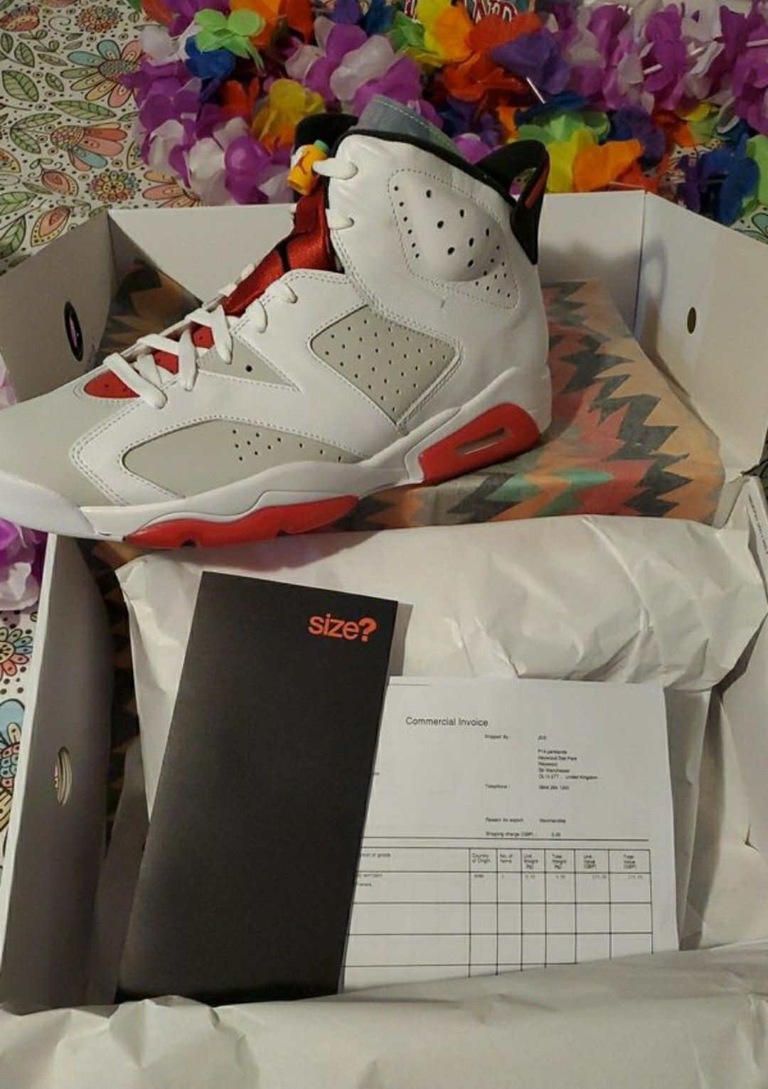 🔥🔥🔥Air Jordan “HARE” Sz 100% DS w/ receipt