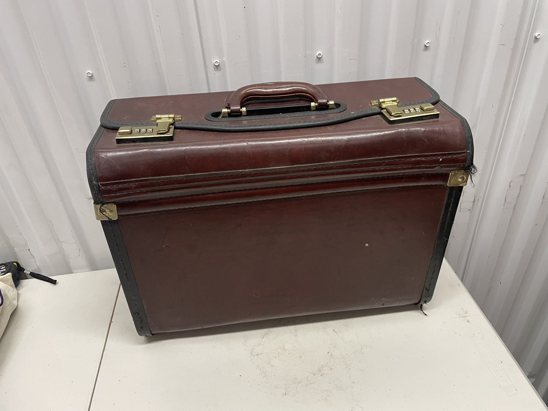 Vintage Brown & Black Pilot Case by Hit Authentic Vintage Distressed Large Briefcase Attorney Briefcase Catalog Case for Lots of Files