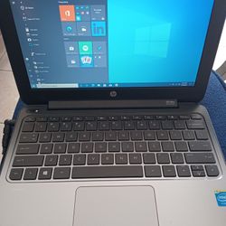 Hp Laptop For Parts Only WiFi And Touch Pad Doesn't Work $10 Firm
