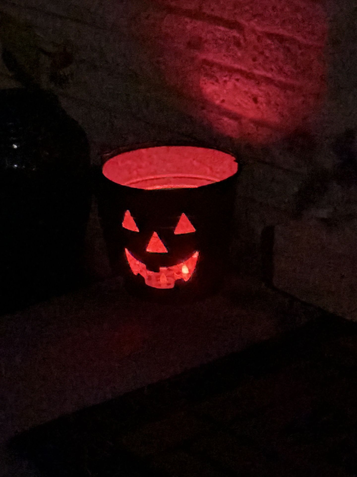 Metal Jack O Lantern Bucket Candle Holder W Handle( Light Not Including)