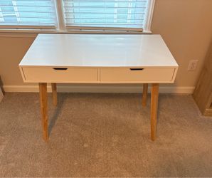 Modern Office Desk