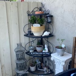 Plant Stand 