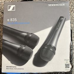 Sennheiser E835 Microphone, Pack of 3 With Stands