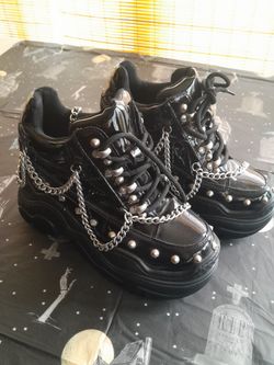 Platform boots