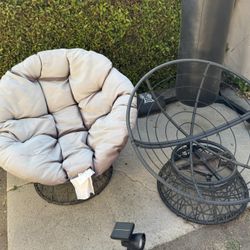 38” diameter metal swivel papasan chair 