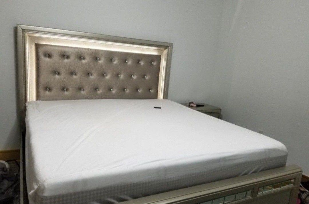 Bedroom Set