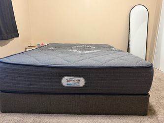 Queen bed