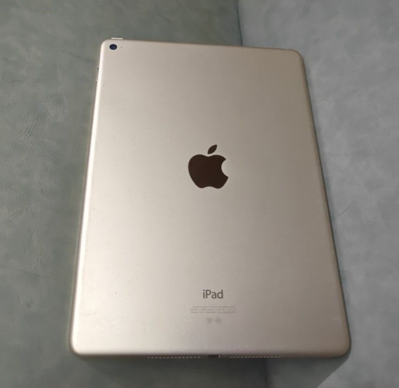 iPad Air 2, Capacity 64 GB, Golden Color