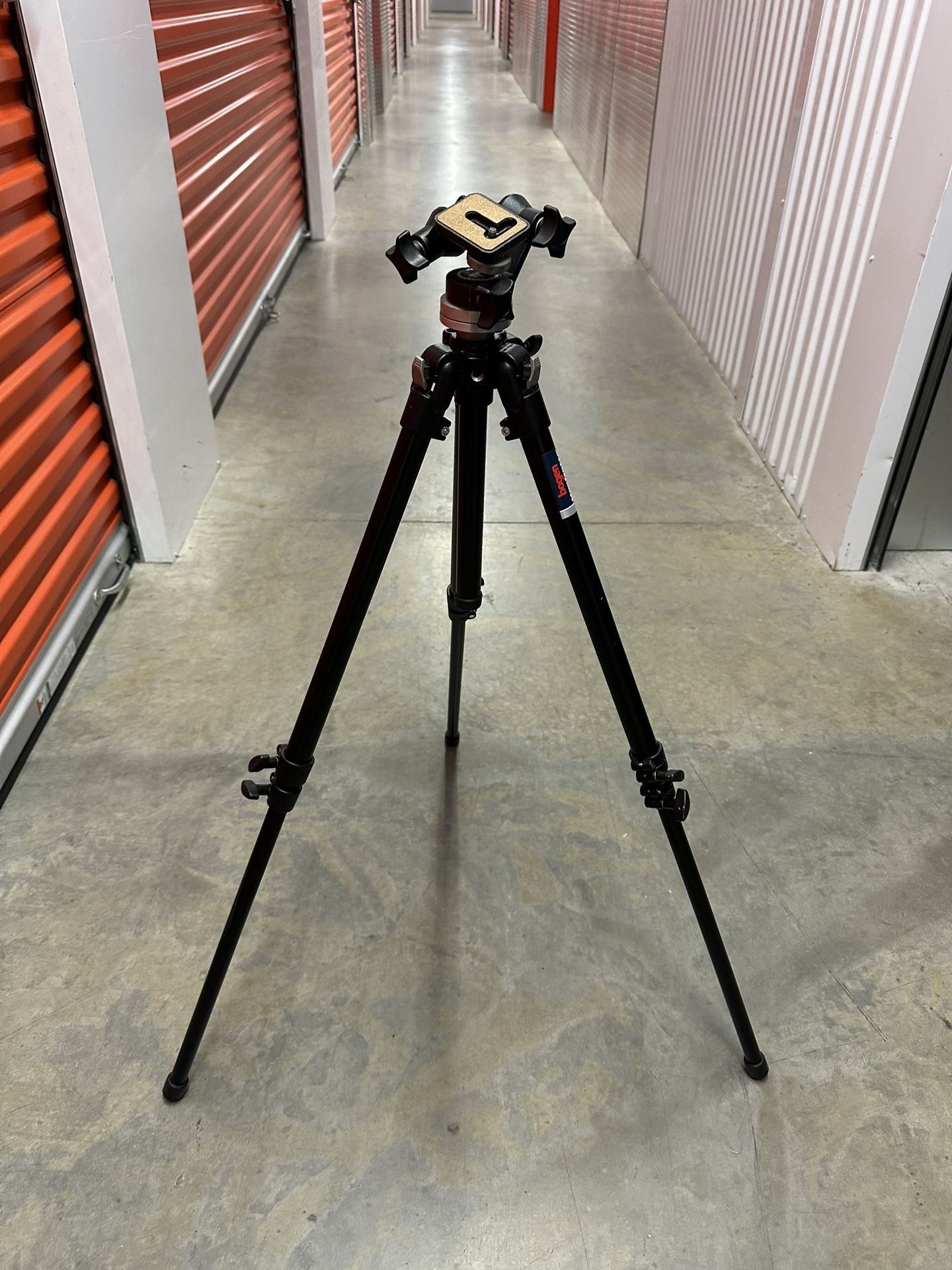 Tripod - Bogen Manfrotto, made in Italy