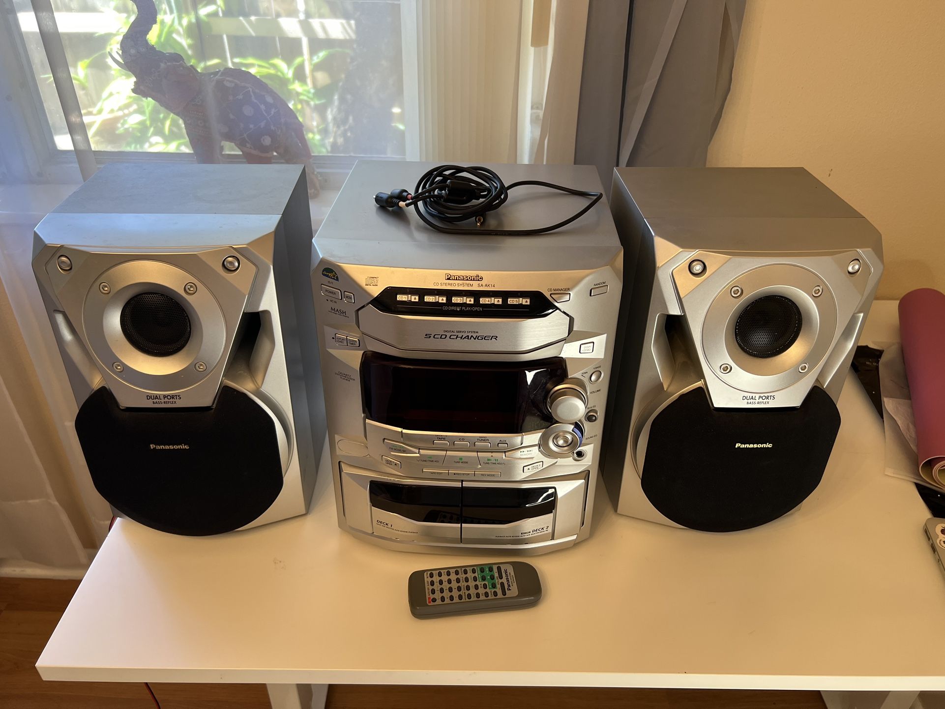 Panasonic SA-AK18 Vintage Home Stereo System Boom Box Speaker System - Tested