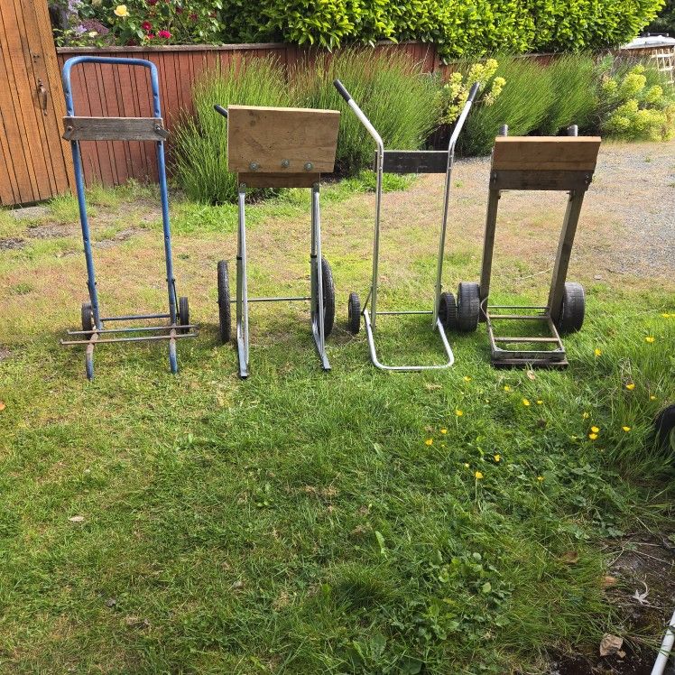 Outboard Motor Stands
