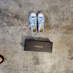 Converse Blue SKY Low Cut Sneakers Size 3 Youth 