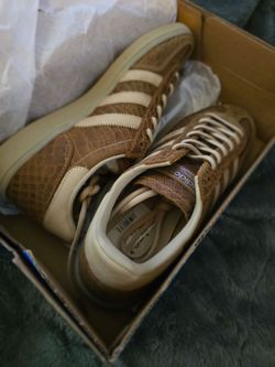 Brand New Size 9 Men's Adidas Handball Spezial Snake skin Shoes